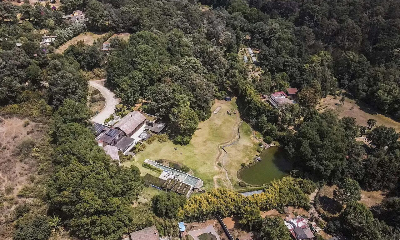 mansion de carlos loret de mola